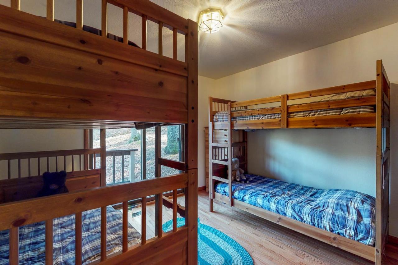 Lake Lodge Beach Гроувланд Екстериор снимка